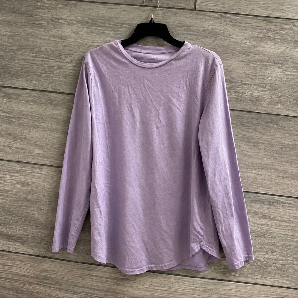 Lavender Long-Sleeve Crewneck Top - Women